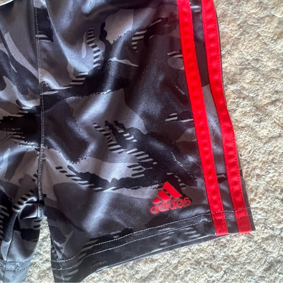 Adidas Short Set - Picture 2 of 4